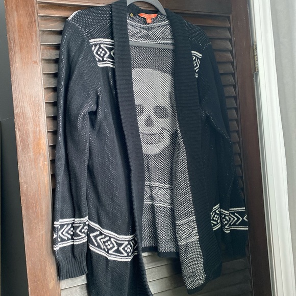 ModCloth Skull Cardigan - Picture 3 of 4